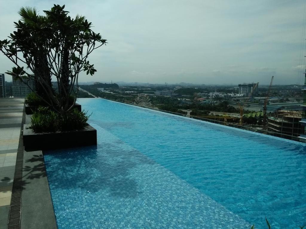 Relax Homestay - The Comfort Just For You Shah Alam Buitenkant foto